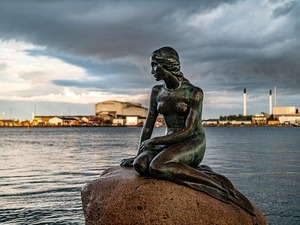 copenhagen-7131243_640_コピー