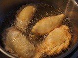 empanadas-592348_640_コピー