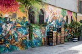 graffiti-1373849_640_コピー
