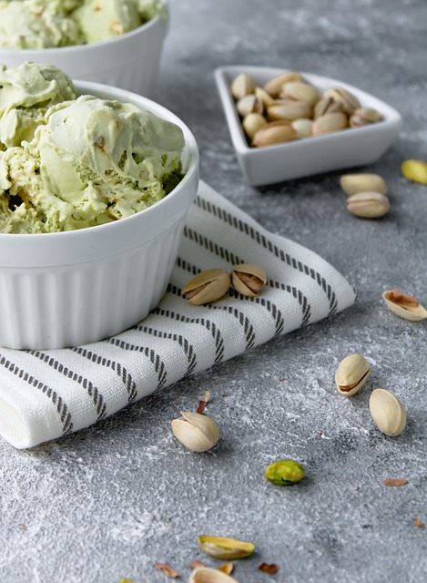 ice-cream-4862623_640